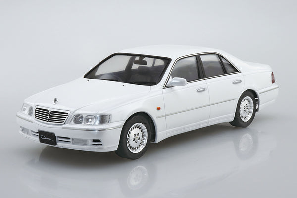 Aoshima 1/24 Nissan Y33 Cima '96