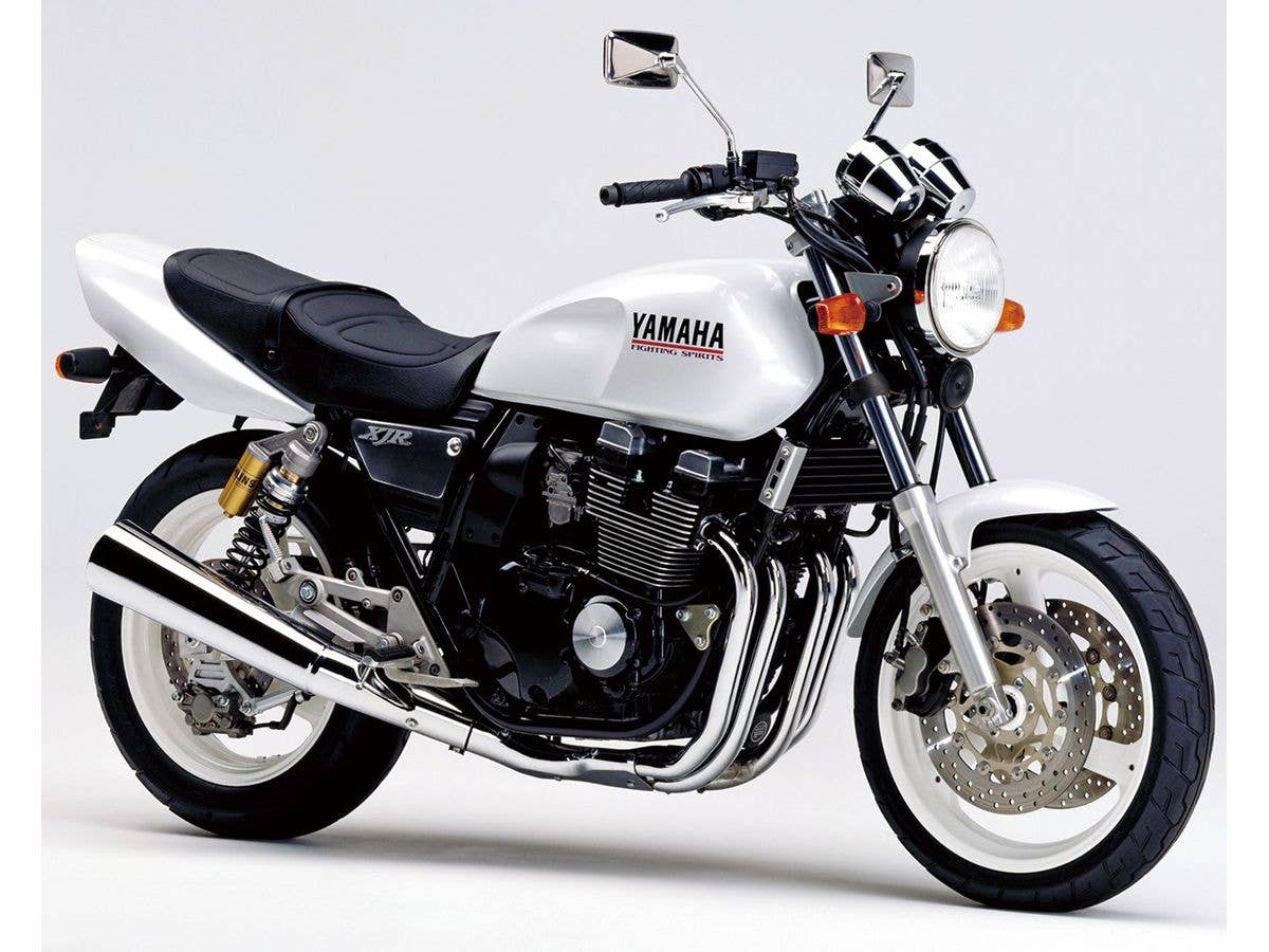 Aoshima 1/12 Yamaha 4HM XJR400S '94 With Custom Parts Motorcycle | 4905083065211