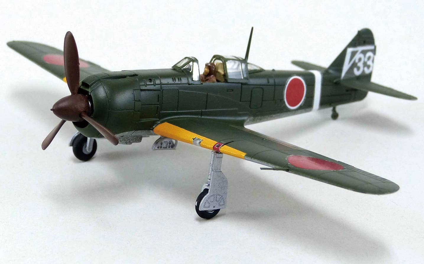 Aoshima 1/72 Kawasaki Ki-100 Type 5 Otsu | 4905083065709