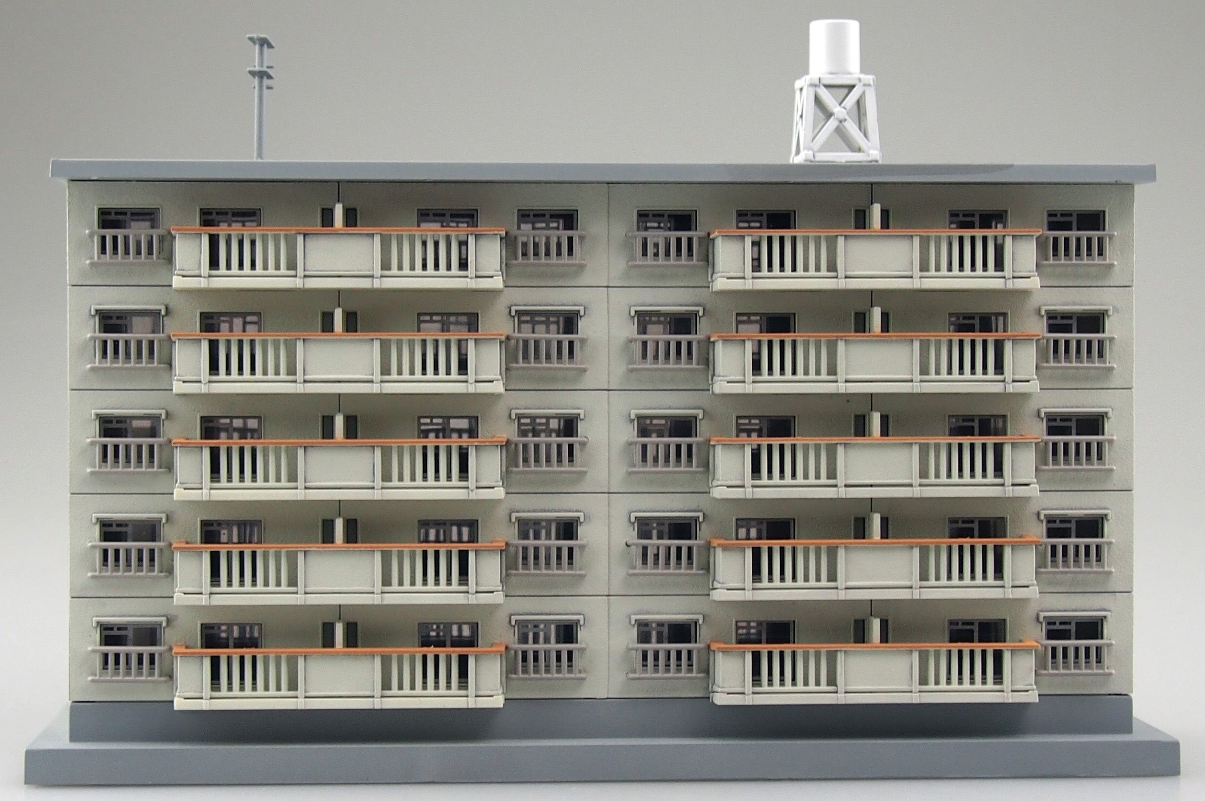Aoshima 1/150 Housing Complex