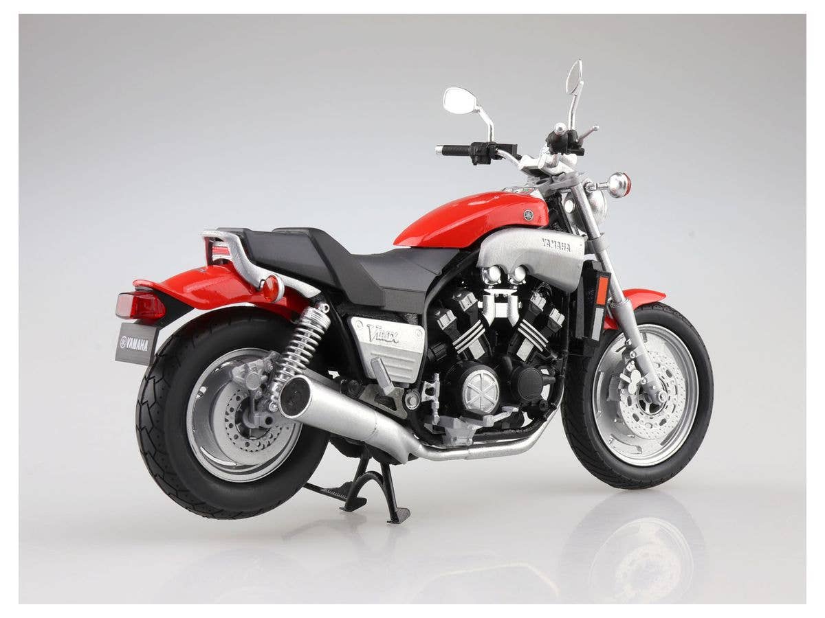 Aoshima 1/12 Yamaha Vmax Fire Red | 4905083109618