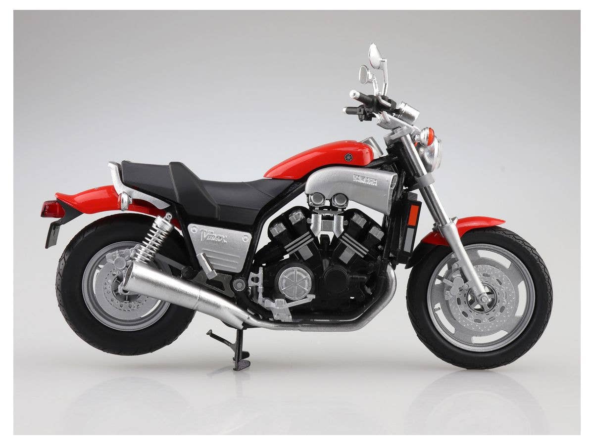 Aoshima 1/12 Yamaha Vmax Fire Red | 4905083109618