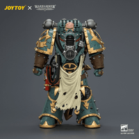 Sons of Horus Maloghurst the Twisted, the Warmaster's Equerry with Legion Standard and Banestrike Bolter | 6927054404339