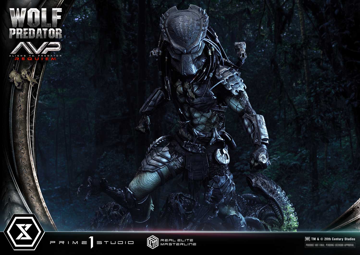 Real Elite Masterline Aliens vs. Predator: Requiem Wolf Predator DX Bonus Version
