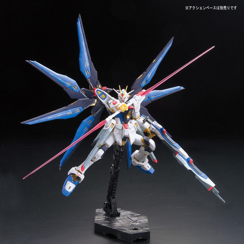Bandai RG #14 1/144 ZGMF-X20A Strike Freedom Gundam 'Gundam SEED Destiny'