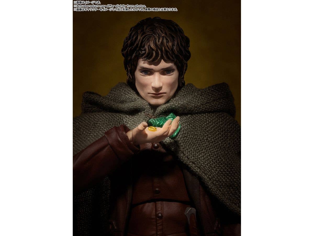 TAMASHII NATIONS Frodo Baggins & Gollum (The Lord of the Rings: The Fellowship of the Ring) "The Lord of the Rings", TAMASHII NATIONS S.H.Figuarts | 4573102675637