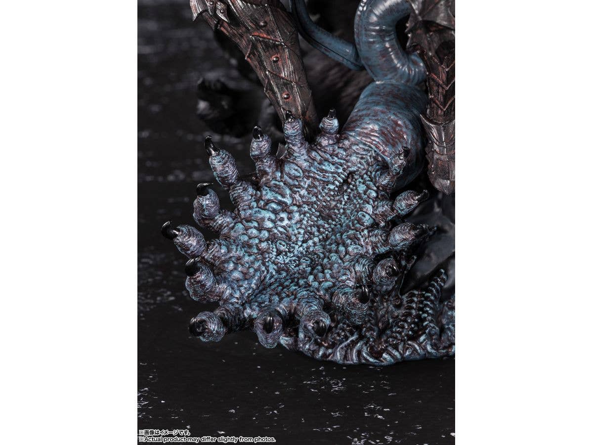 TAMASHII NATIONS GUTS (BERSERKER ARMOR) BERSERK, TAMASHII NATIONS Figuarts Zero Touche Métallique | 4573102676542