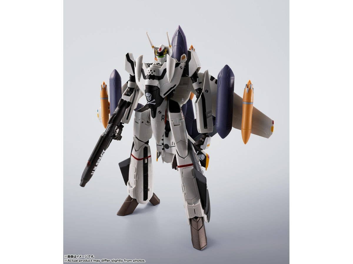 TAMASHII NATIONS VF-0S Phoenix (Roy Focker Use) + QF-2200D-B Ghost Macross, TAMASHII NATIONS Hi-Metal R | 4573102692573