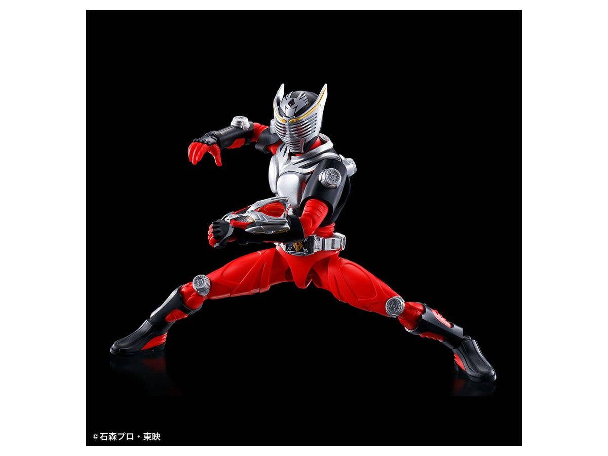 BANDAI Masked Rider Ryuki フィギュア Amazon.com: Bandai Hobby - Kamen Rider Ryuki - Masked Rider