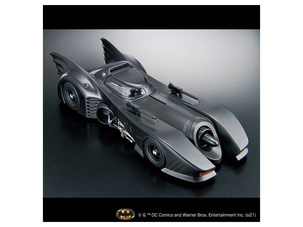 1/35 SCALE MODEL KIT BATMOBILE (BATMAN Ver.) | 4573102621856