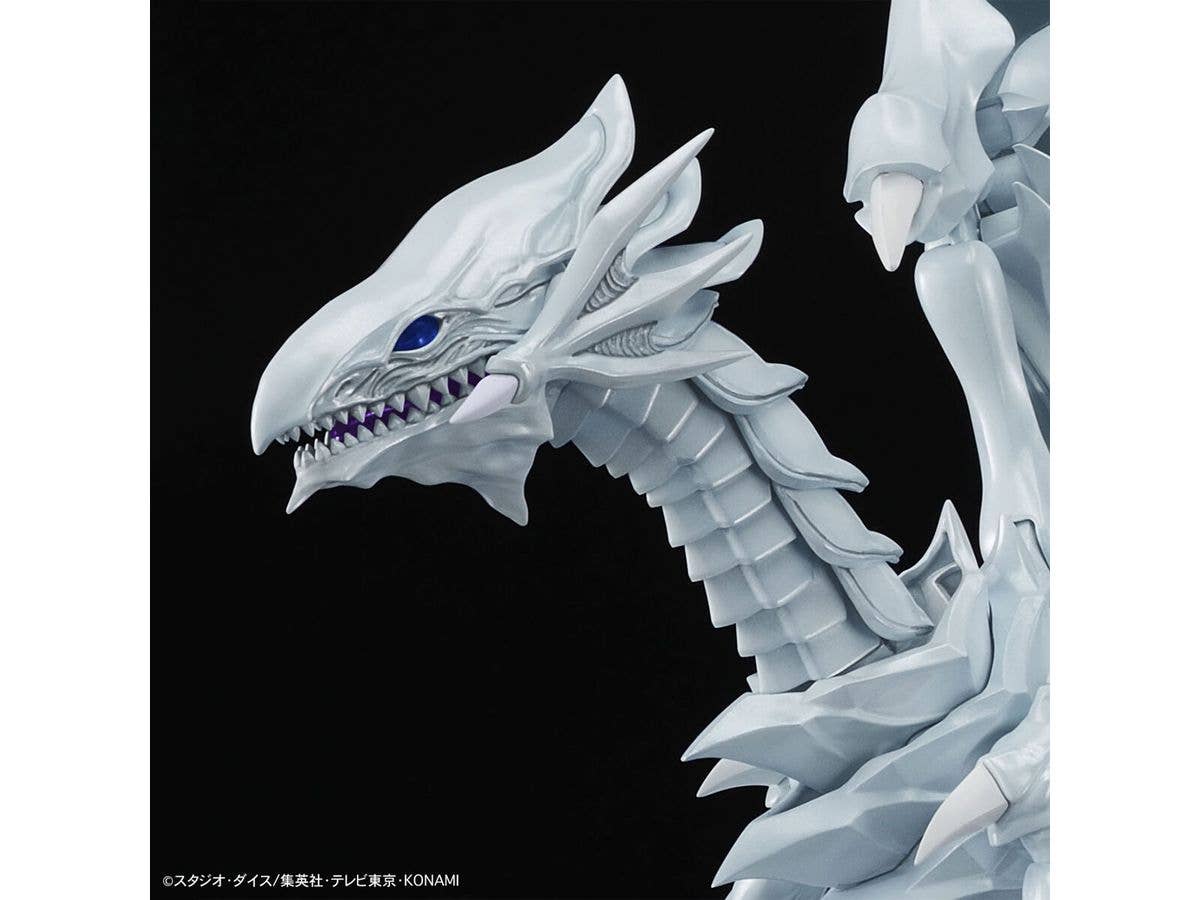 Figure-rise Standard Amplified Blue-Eyes White Dragon | 4573102650221