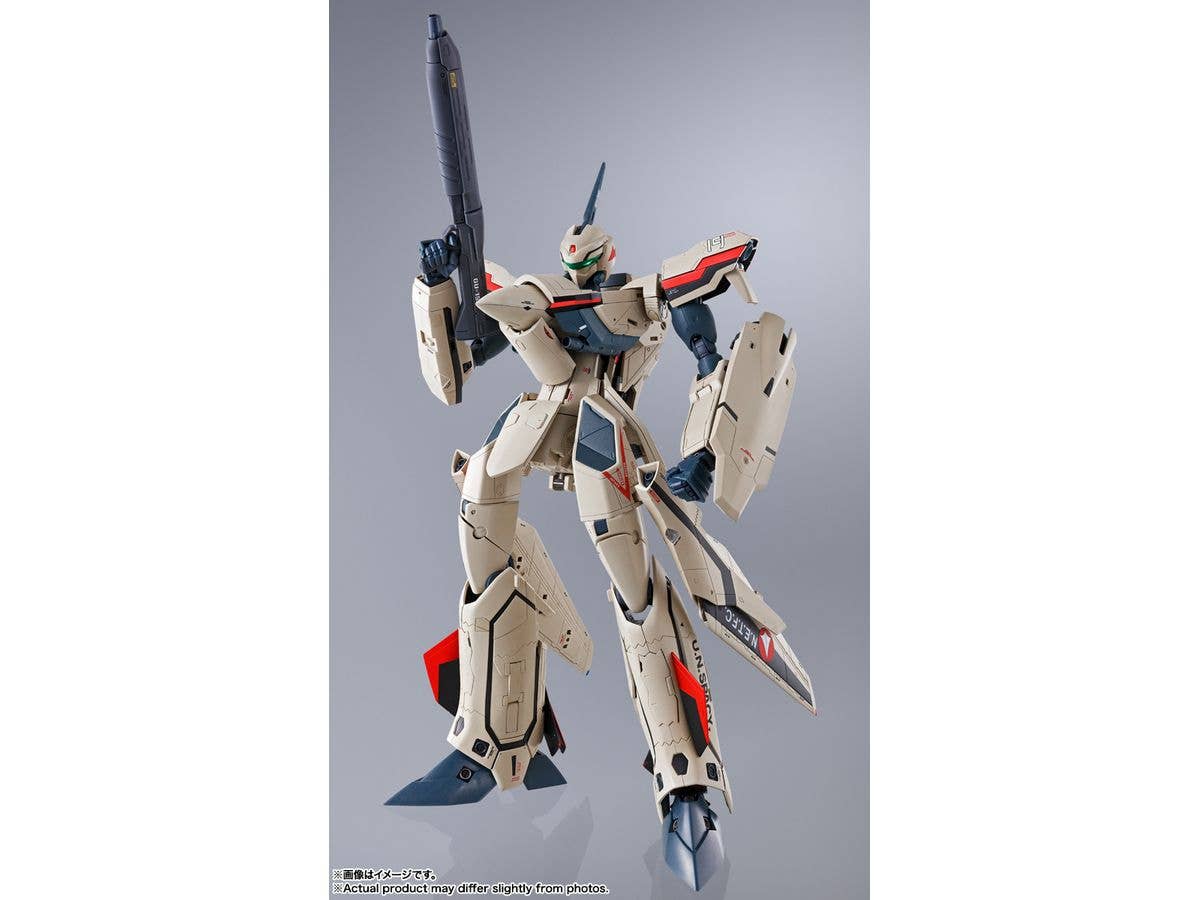 BANDAI Tamashii YF-19 EXCALIBUR(ISAMU ALVA DYSON USE) "MACROSS PLUS", Bandai Spirits DX CHOGOKIN | 4573102655158