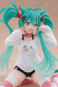 Hatsune Miku Desktop Cute Figure (Cat Ear T-Shirt Ver.) Reissue | 840342405251