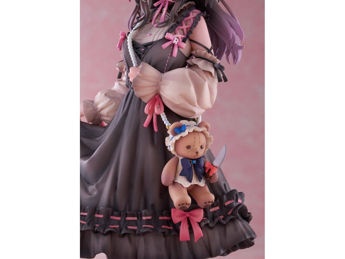 Bell Fine R-chan Gothic Lolita Ver. Illustration by Momoko | 4573347243530