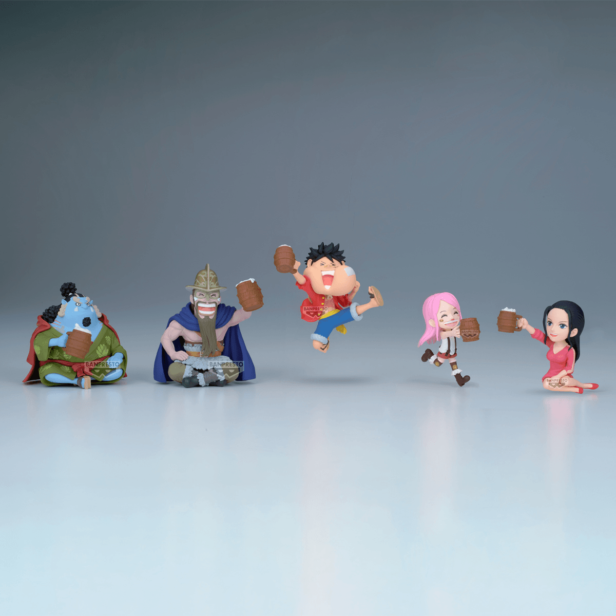 ONE PIECE WORLD COLLECTABLE FIGURE-BANQUET 1- (Box of 12)