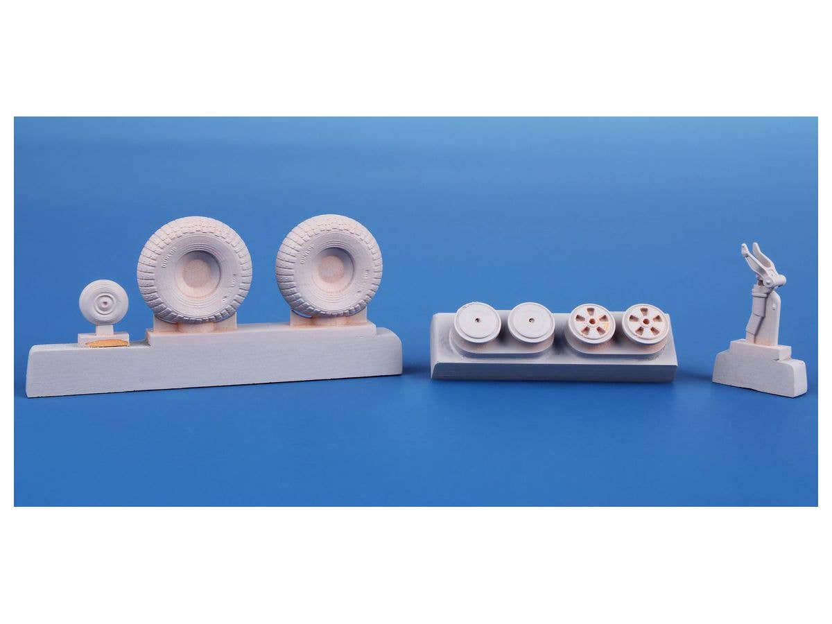 CMK 1/72 Mosquito Undercarriage Wheels / for Tamiya and Hasegawa kits | 8595593129600