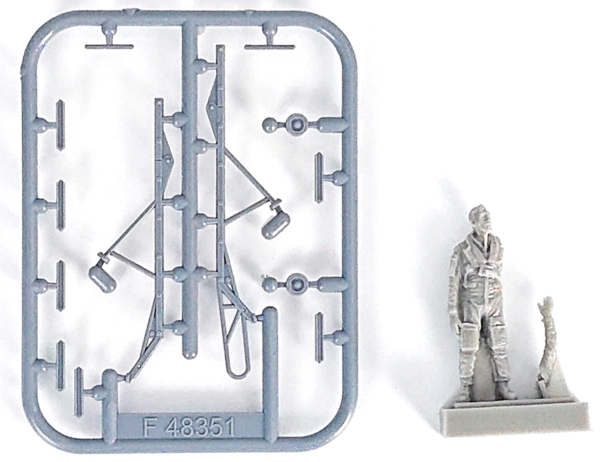 CMK 1/48 AJ-37/JA-37 Viggen Pilot Climbing Ladder into Cockpit for Special Hobby/Tarangus kit | 8595593126685
