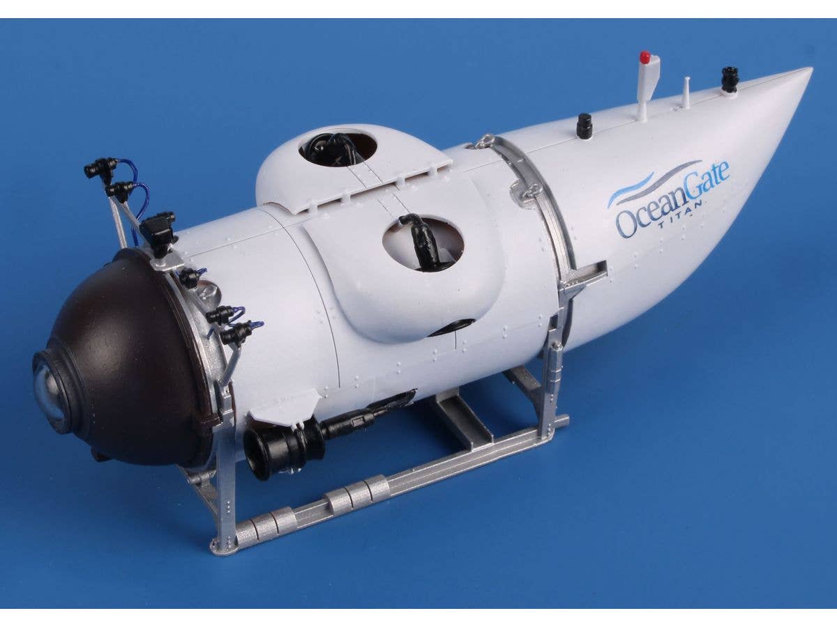 Special Navy 1/72 Titan ‘World Famous Research and Tourist Submarine’ | 8595593130866