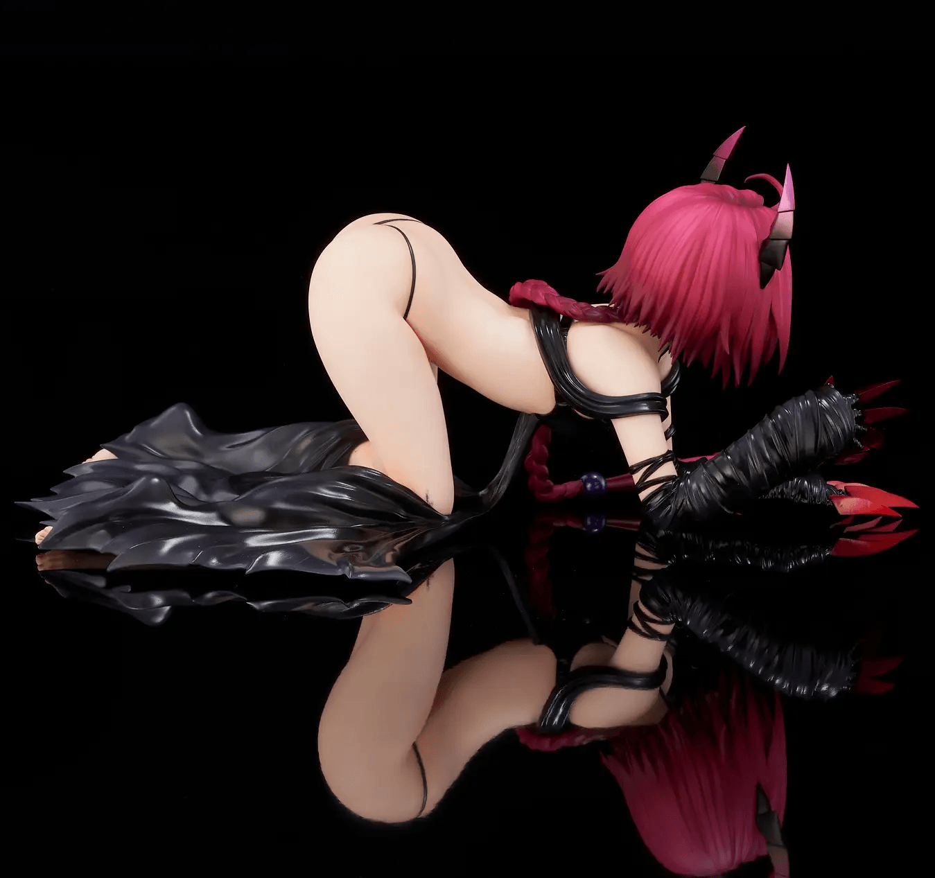 To Love-Ru Darkness – Mea Kurosaki Darkness Ver. 1/6 Scale (Renewal Package Edition) | 4589642716532