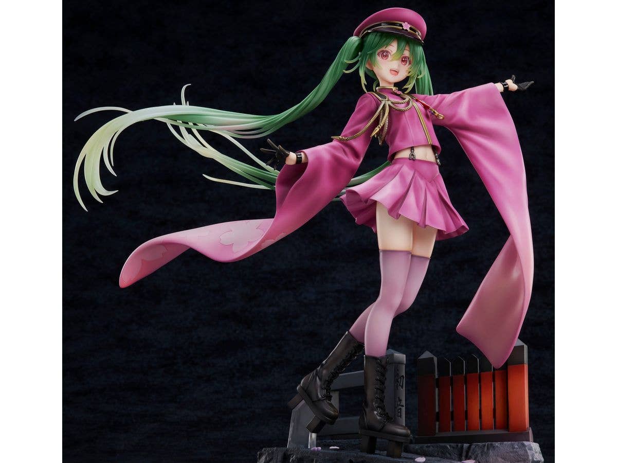 Design COCO Hatsune Miku Senbonzakura 10th Anniversary ver. 1/7 Complete Figure | 4595643112174