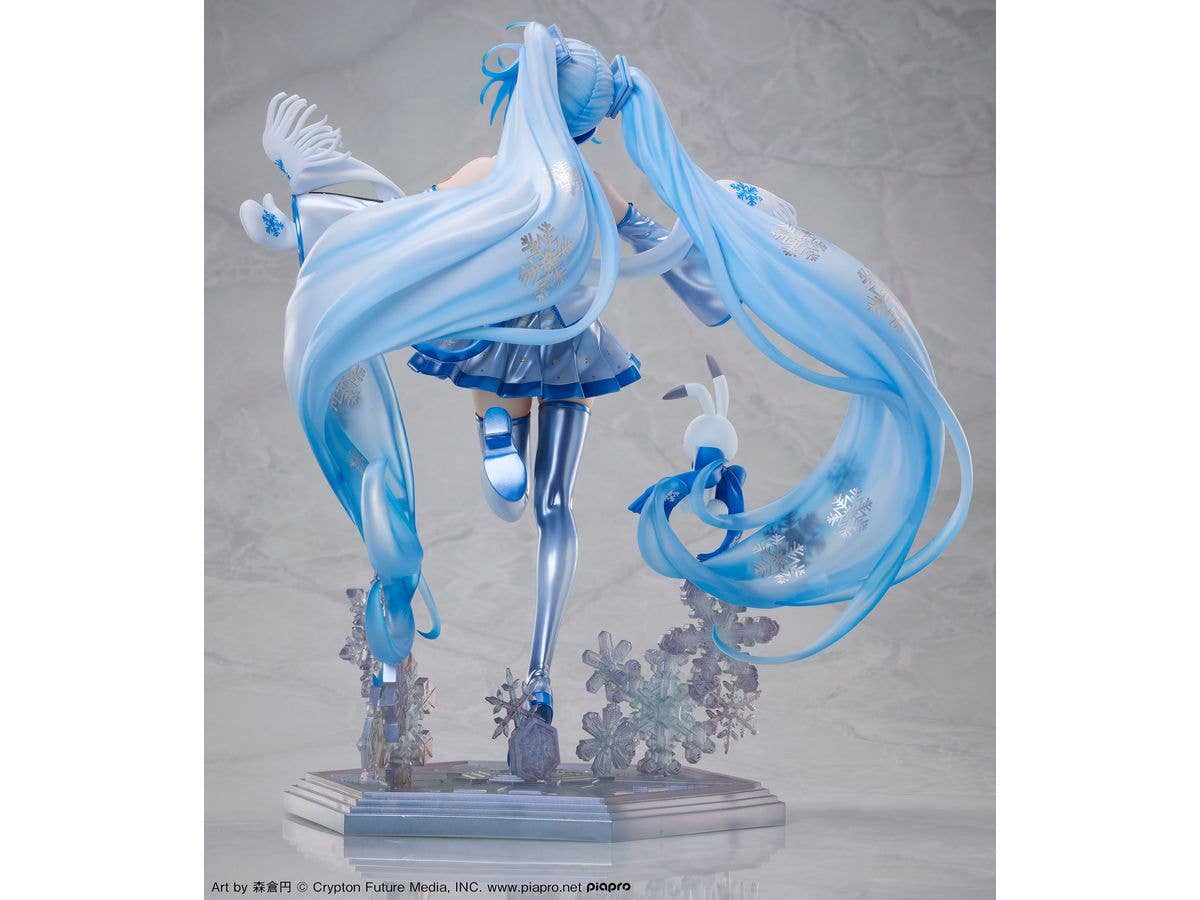 Design COCO Snow Miku Sky Town 10th Anniversary Ver. 1/7 Complete Figure | 4595643112433