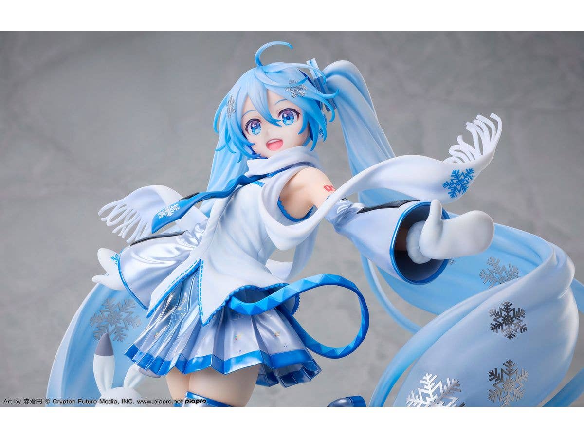 Design COCO Snow Miku Sky Town 10th Anniversary Ver. 1/7 Complete Figure | 4595643112433