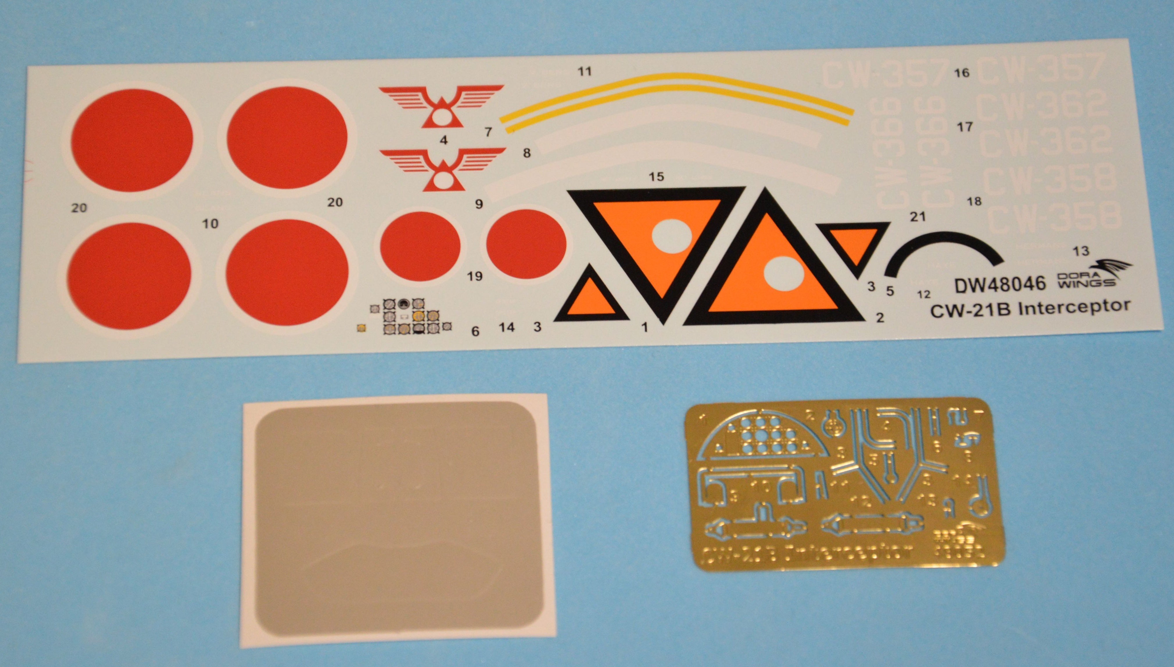 Dora Wings 1/48 Curtiss-Wright CW-21B Interceptor | 4820237050793