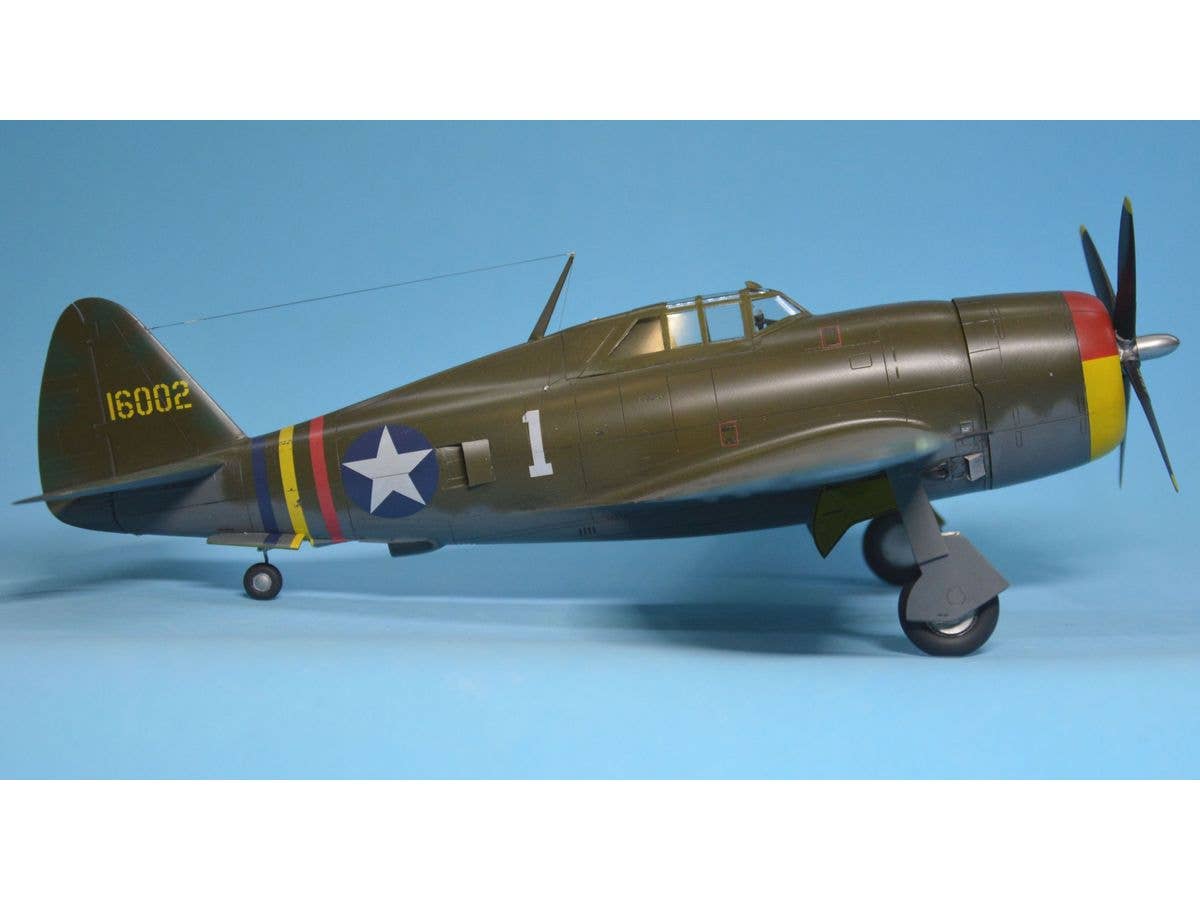 Dora Wings 1/48 Republic P-47B Thunderbolt. | 4820237050847
