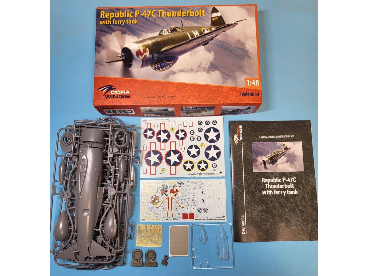 Dora Wings 1/48 Republic P-47C Thunderbolt with ferry tank | 4820237050960