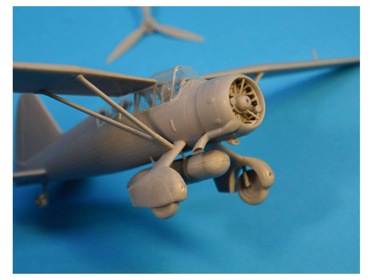 Dora Wings 1/72 Westland Lysander Mk.III (SD) | 4820237050199