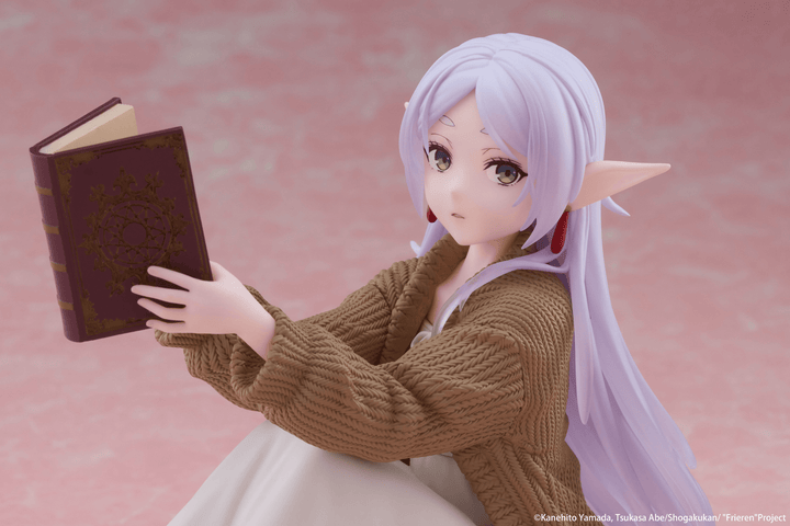 Frieren: Beyond Journey's End Desktop Cute Figure - Frieren (Roomwear Ver.) | 840342404797