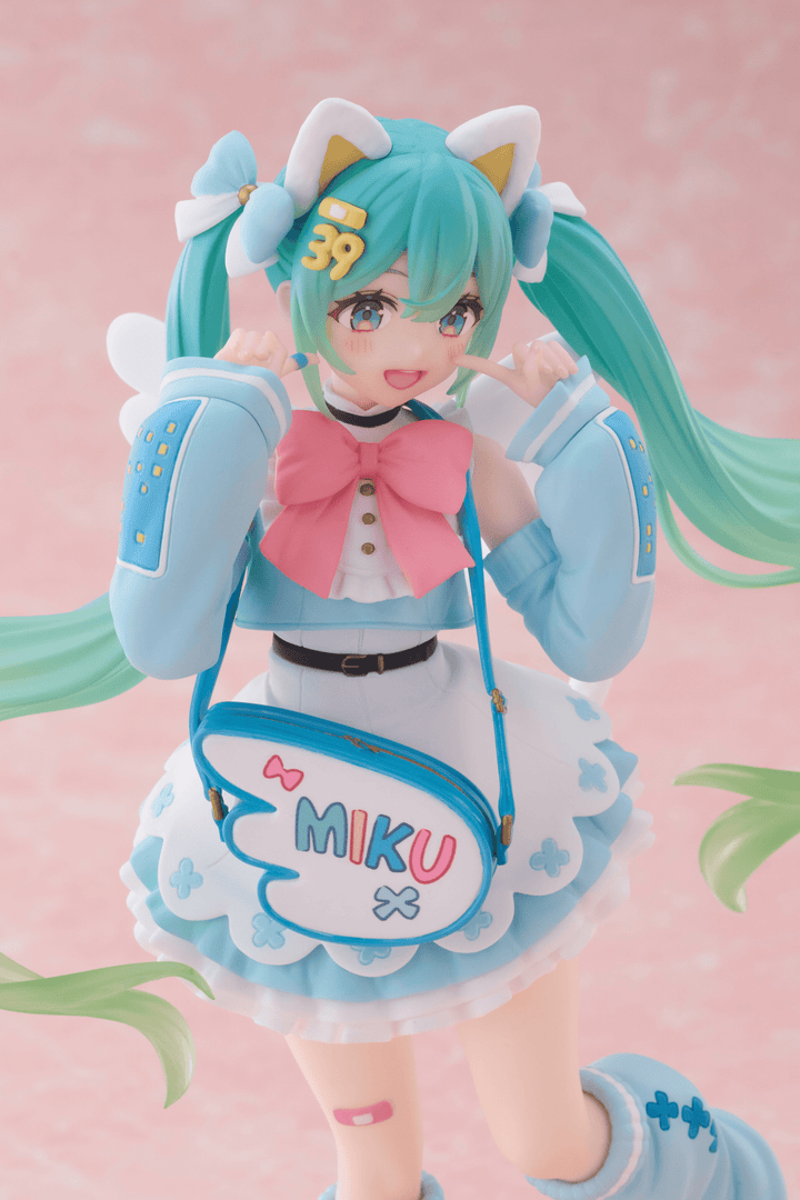 Hatsune Miku Figure - Fashion (Fancy Ver.) | 840342404247