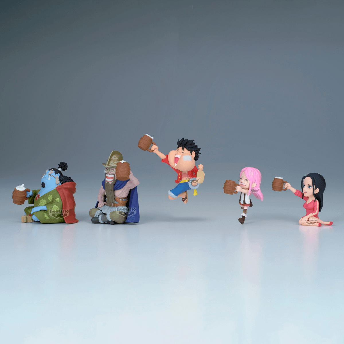 ONE PIECE WORLD COLLECTABLE FIGURE-BANQUET 1- (Box of 12)