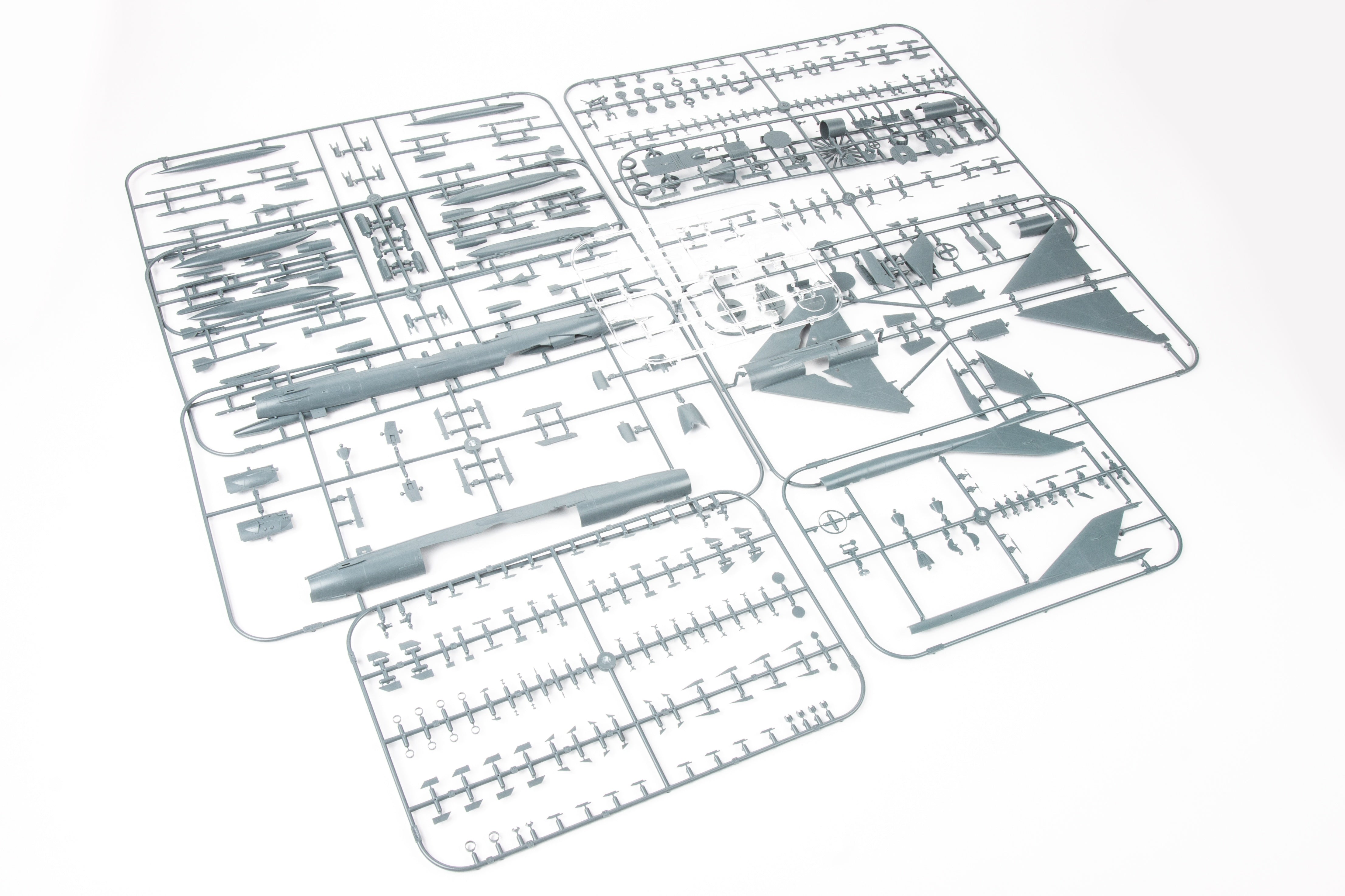 Eduard 1/48 MiG-21bis [Weekend edition]