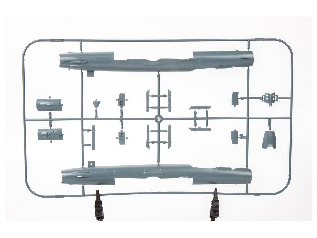 Eduard 1/48 MiG-21bis [Weekend edition] | 8591437555949