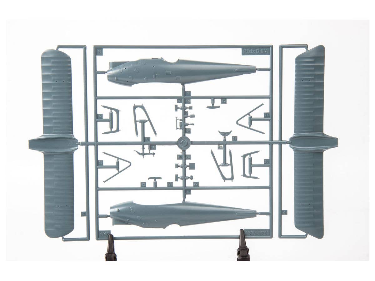 Eduard 1/48 Pfalz D.IIIa [Weekend Edition] | 8591437557639