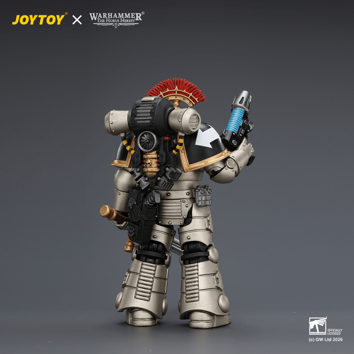 Iron Warriors Mkll Tactical Sergeant with Power Sword, Bolt Pistol and Plasma Pistol | 6927054404445