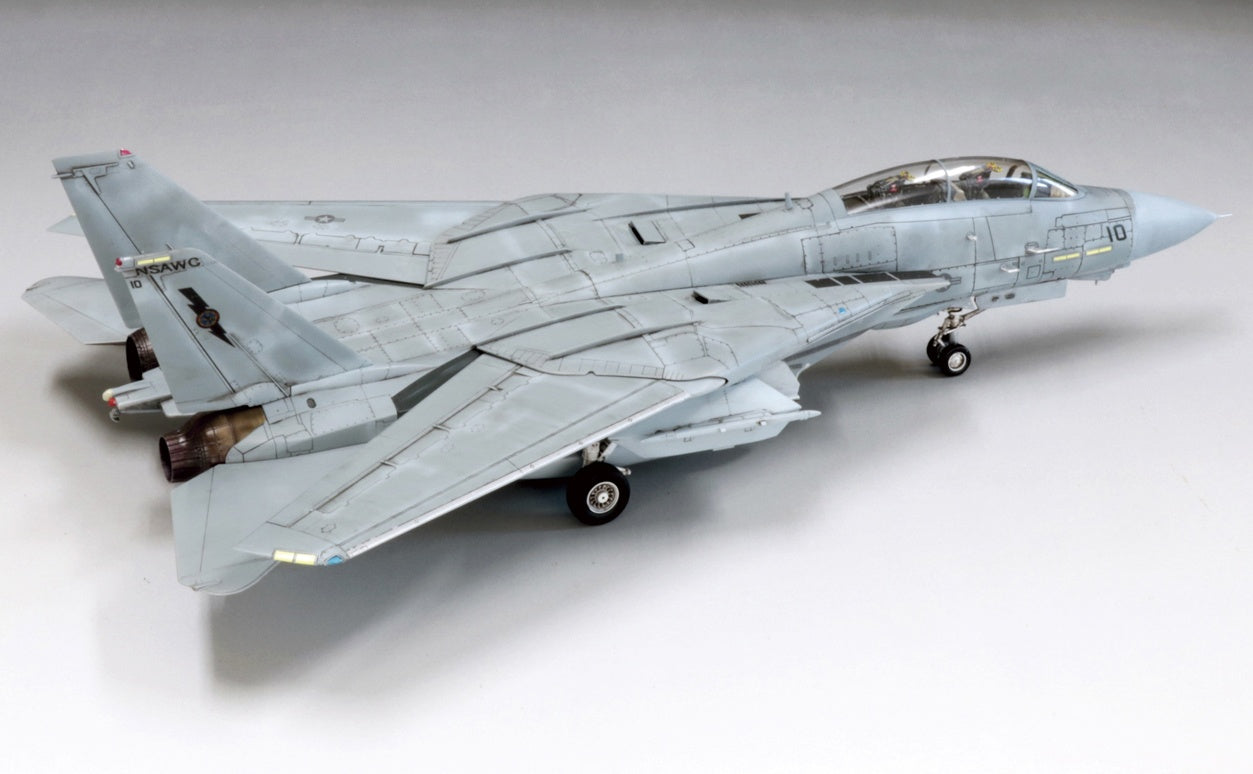 FineMolds 1/72 F-14A Tomcat "Top Gun" | 4536318720362