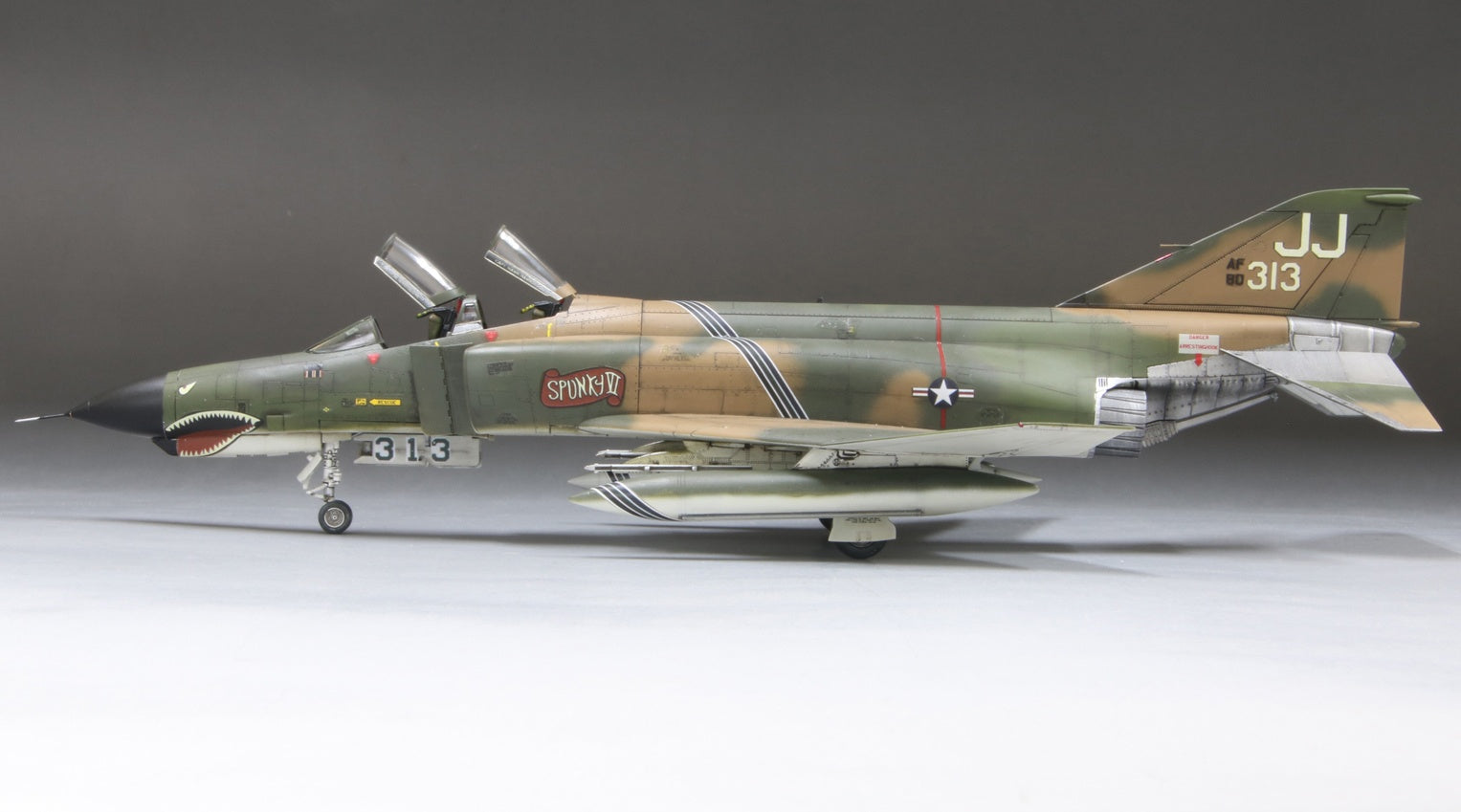 FineMolds 1/72 USAF F-4E Fighter (Early) Aircraft Vietnam War | 4536318720416