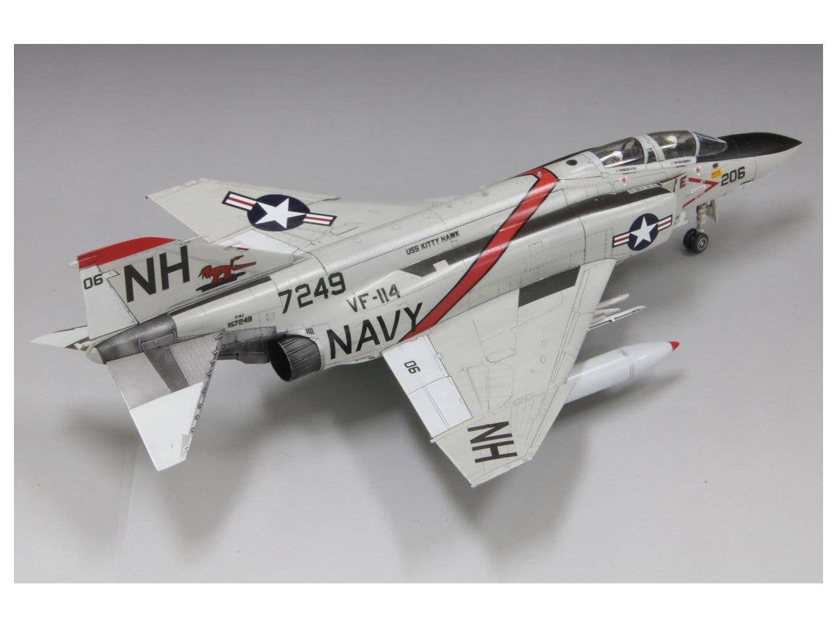 FineMolds 1/72 US Navy Jet Fighter F-4J "Aardvarks" (First Limited Special Edition) | 4536318729433