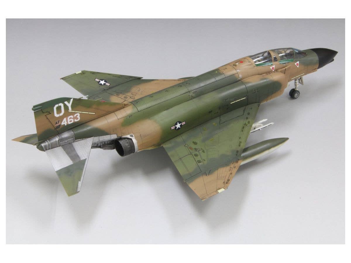 FineMolds 1/72 US Air Force F-4D Jet Fighter "The First MiG Ace" (First Limited Special Edition) | 4536318729471