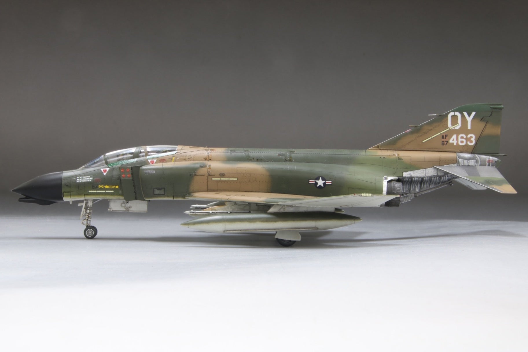 FineMolds 1/72 US Air Force F-4D Jet Fighter "The First MiG Ace" (First Limited Special Edition) | 4536318729471