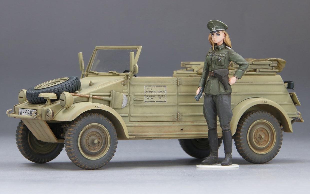 FineMolds 1/35 Historic Costume Girl Type 82 Kubelwagen with Figure 'Laura' | 4536318880059