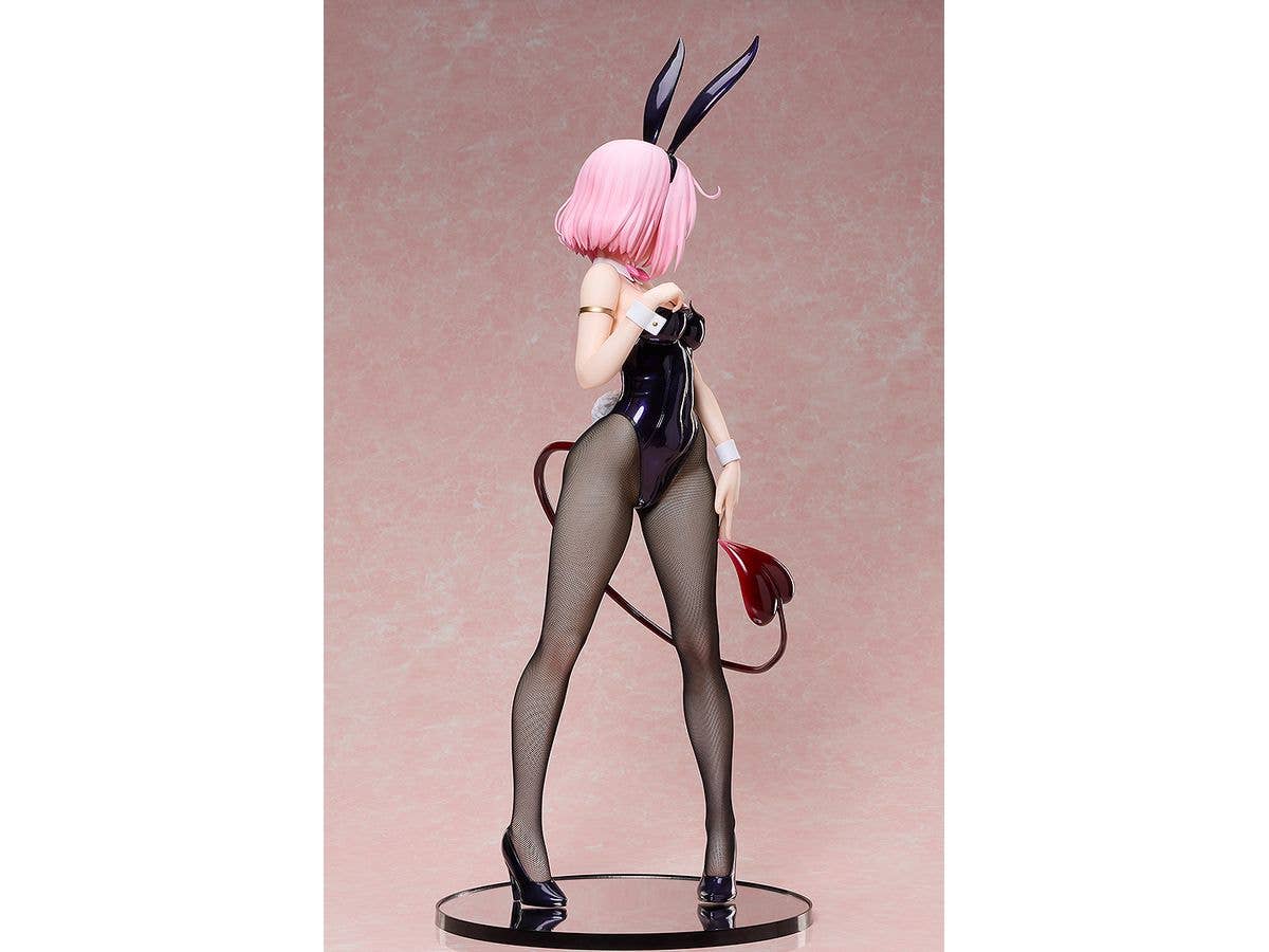 FREEing Momo Belia Deviluke: Bunny Ver. (1/3 Scale) | 4570001513275