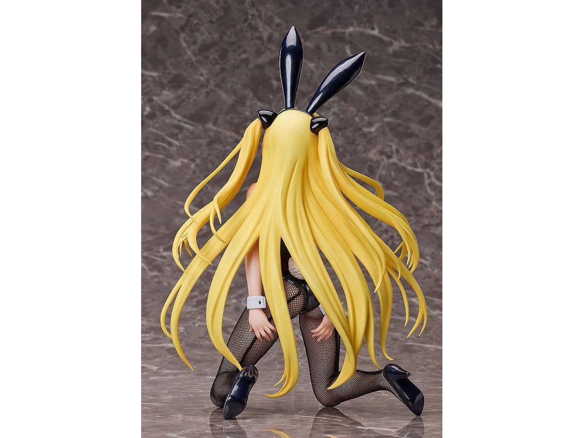 FREEing Golden Darkness: Bunny Ver. (1/6 Scale) | 4570001513466