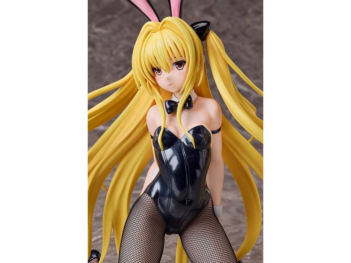 FREEing Golden Darkness: Bunny Ver. (1/6 Scale) | 4570001513466