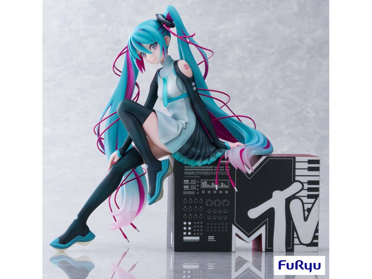 FURYU Corporation Hatsune Miku × MTV 1/7 Scale Figure | 4580736409132