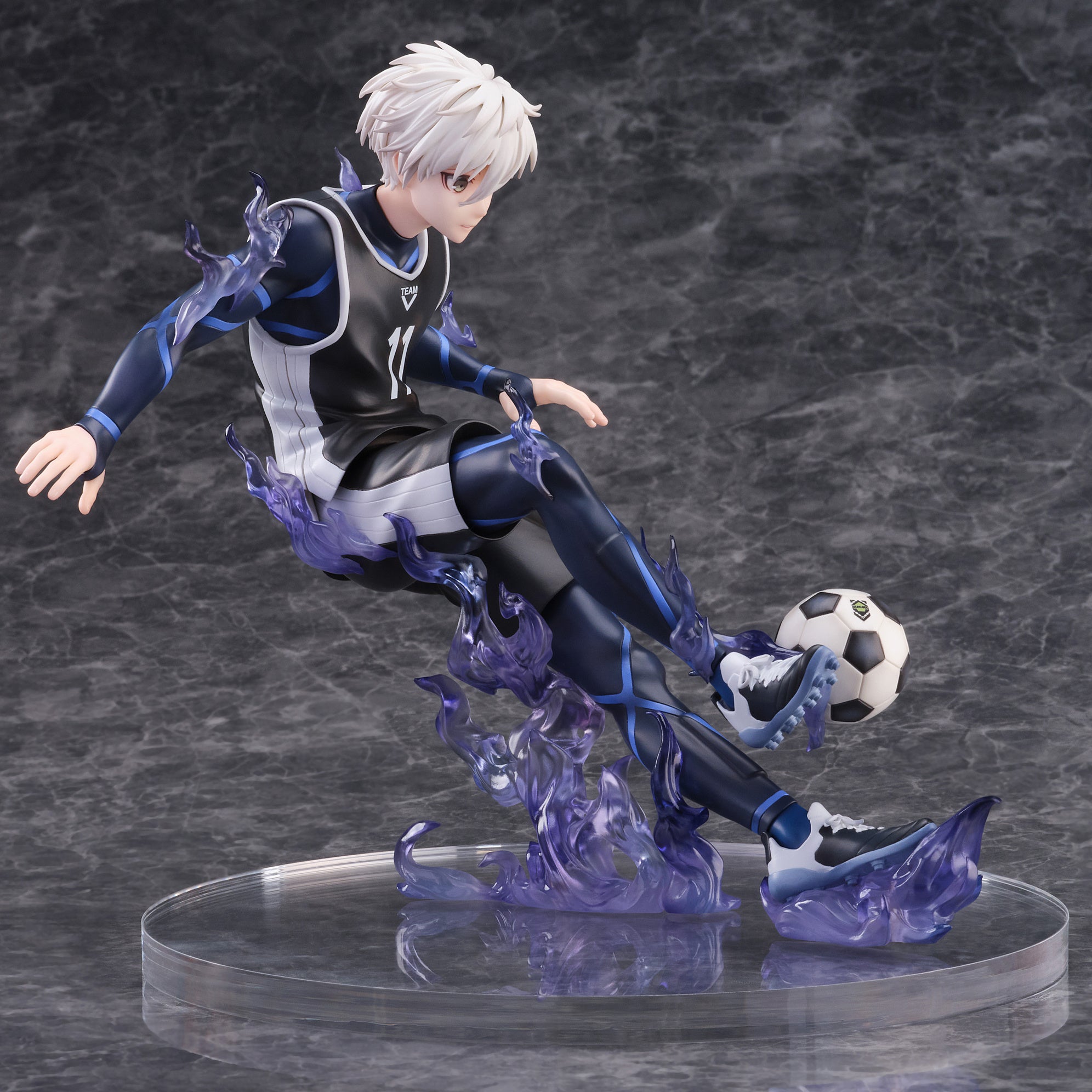 FURYU Corporation BLUELOCK Seishiro Nagi 1/7 Scale Figure | 4580736409408