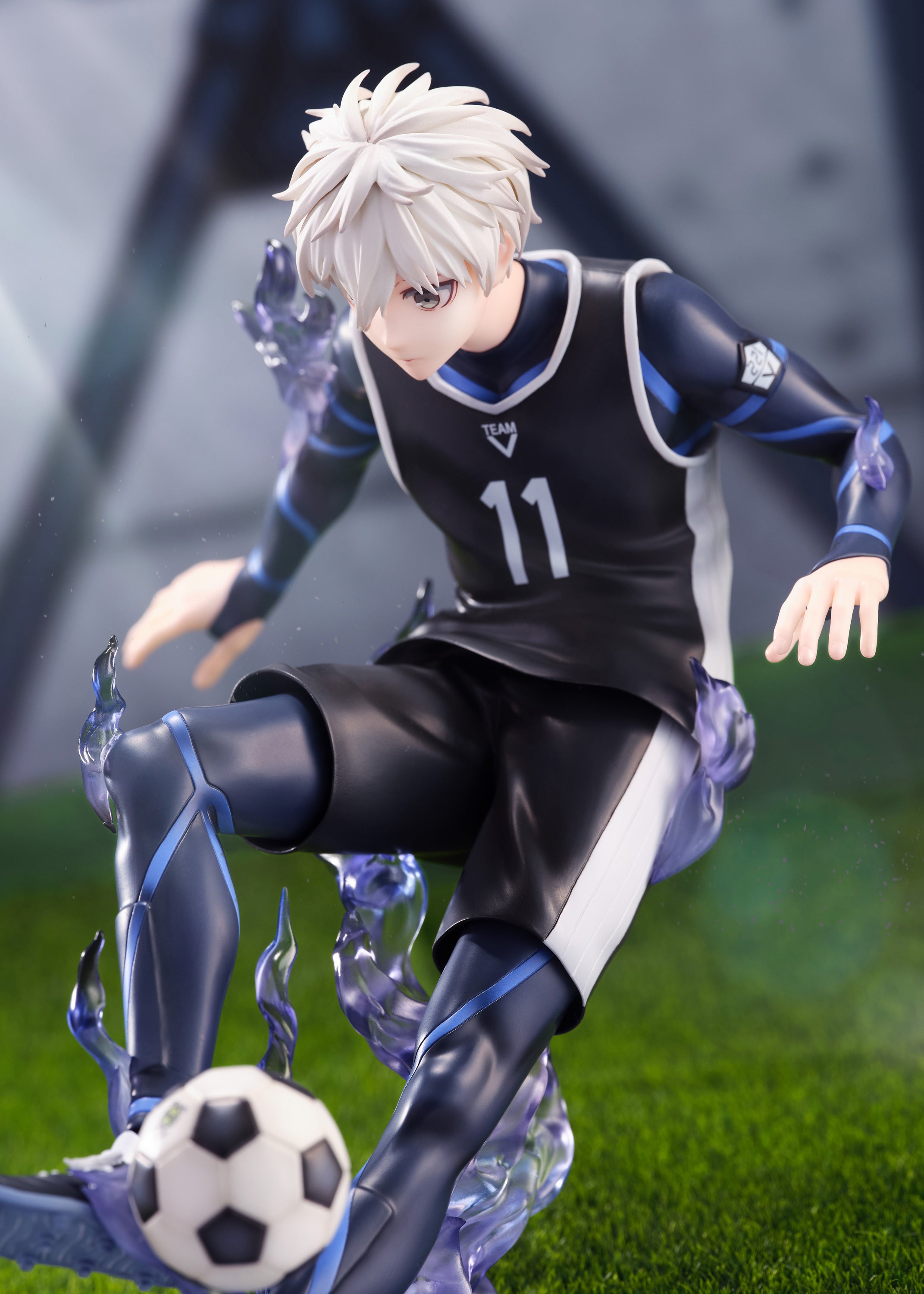 FURYU Corporation BLUELOCK Seishiro Nagi 1/7 Scale Figure | 4580736409408