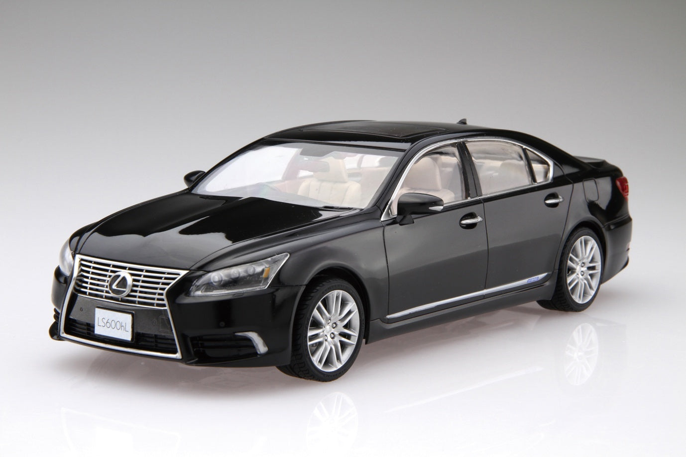Fujimi LS600HL 2013
